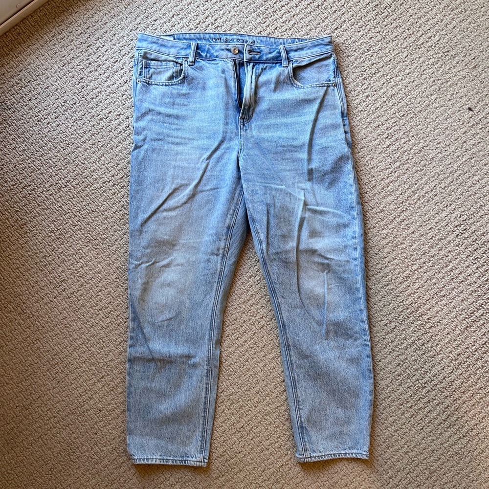 American Eagle Mom Jeans